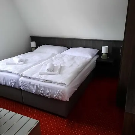 Orka Szálloda 3*