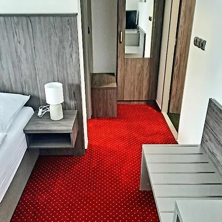 Orka Hotel 3*